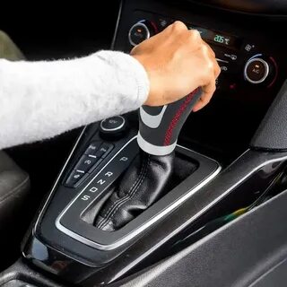 Управление автомобиля с автоматической коробкой передач