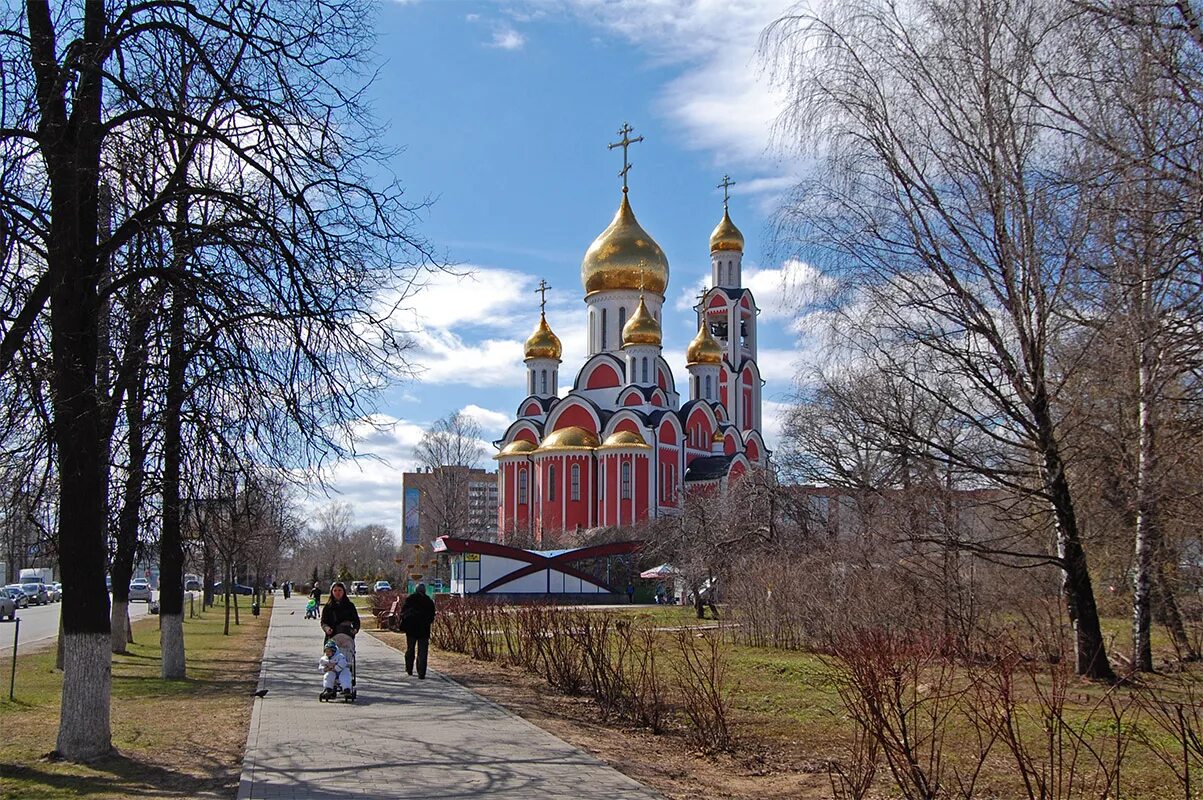 Храмы в Одинцово Московская область. Храм МО В Одинцово. Храм Георгия Победоносца в Одинцово вид сверху.