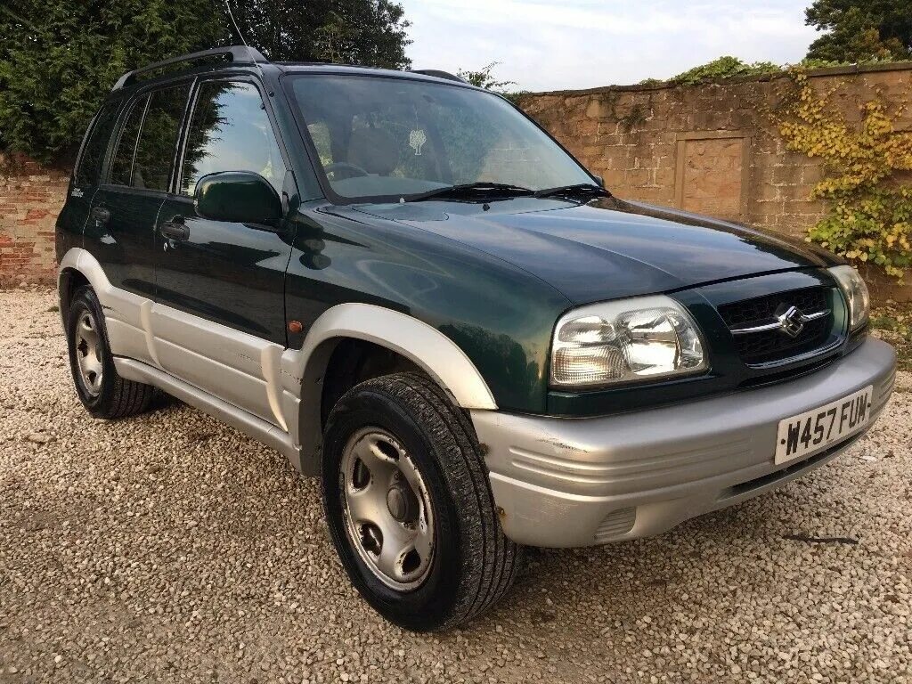 Suzuki vitara 2000