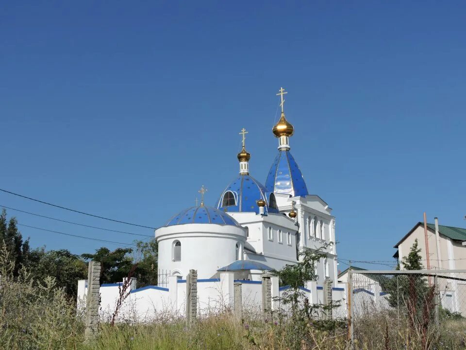 Храм Державной Богородицы Севастополь. Храм на красной Горке Севастополь. Церковь Державной иконы Божией матери Севастополь. Церковь на красной Горке в Севастополе. Севастополь красная горка