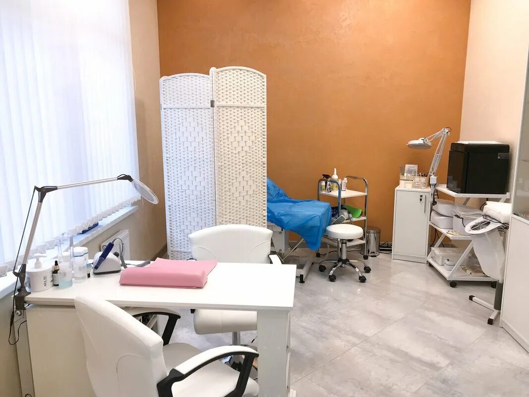 Tigi стеллаж. Красивые названия салонов. , 13к1. Салон на среднерогатской. , 12к1.