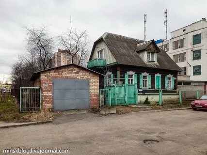 Улица короткая