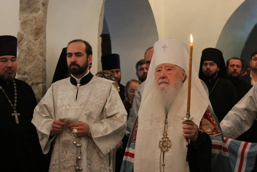 Священники сергиева посада. Протоиерей александр колесников сергиев посад. Ильи пророка храм священники. Батюшка сергиев посад. Духовенство павлово-посадского благочиния.