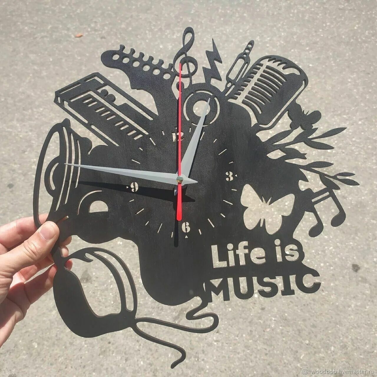 Watch your life. Постеры на музыкальную тематику. Сувениры музыкальной тематики. Часы Life. Винил часы минимаркет.