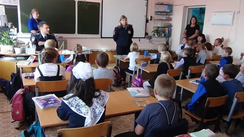 Гисметео в челябинской области октябрьском. Село Октябрьское Челябинской. Челябинская область Октябрьский район село Октябрьское. Октябрьская начальная школа с Октябрьское Челябинской области 1. Село Октябрьское Челябинской области школа.