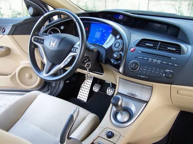 Салон civic 5d. Honda civic 5d 2008 салон. хонда цивик 5д салон. honda civic 5d салон. honda civic 2008 с белым салоном.