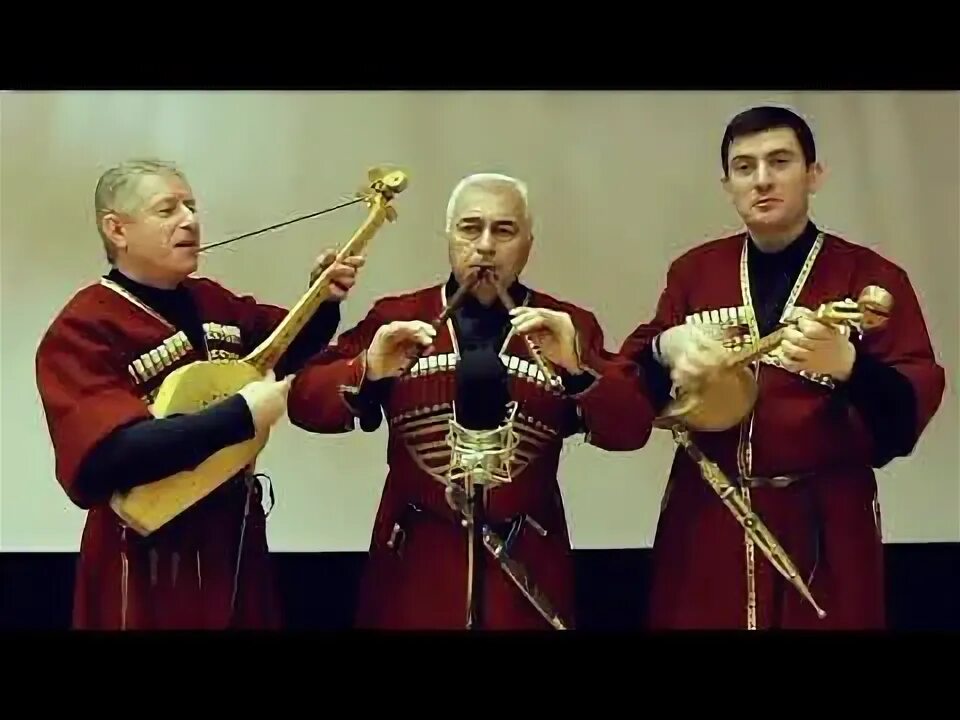Грузинские народные певцы. Музыканты грузины. Мдзлевари грузинский хор. Хор басиани грузия. Квартет сулико.