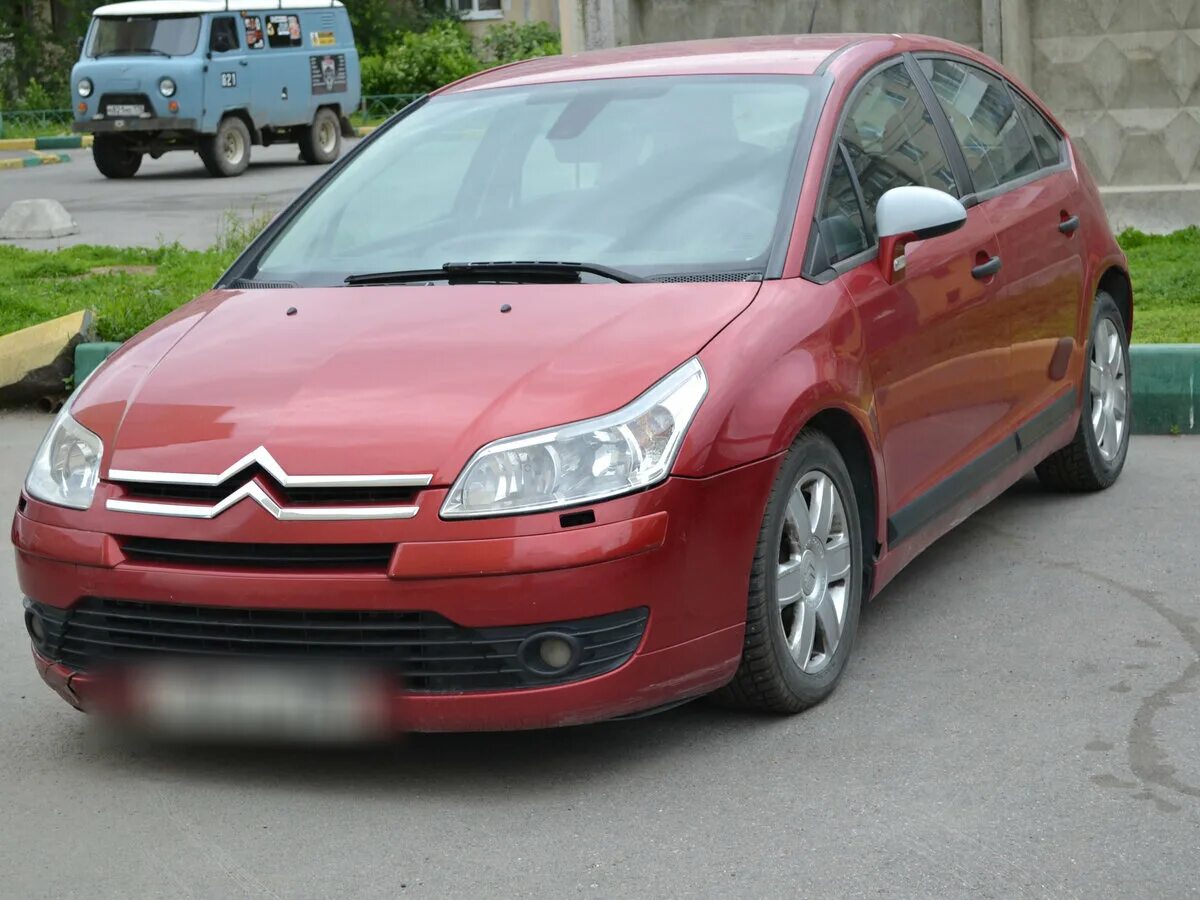 Citroen c4 2005. Citroen c4 2005 красный. Citroen c4 2005 года. Ситроен с4 хэтчбек 2005 года. Бампер передний ситроен с4 хэтчбек