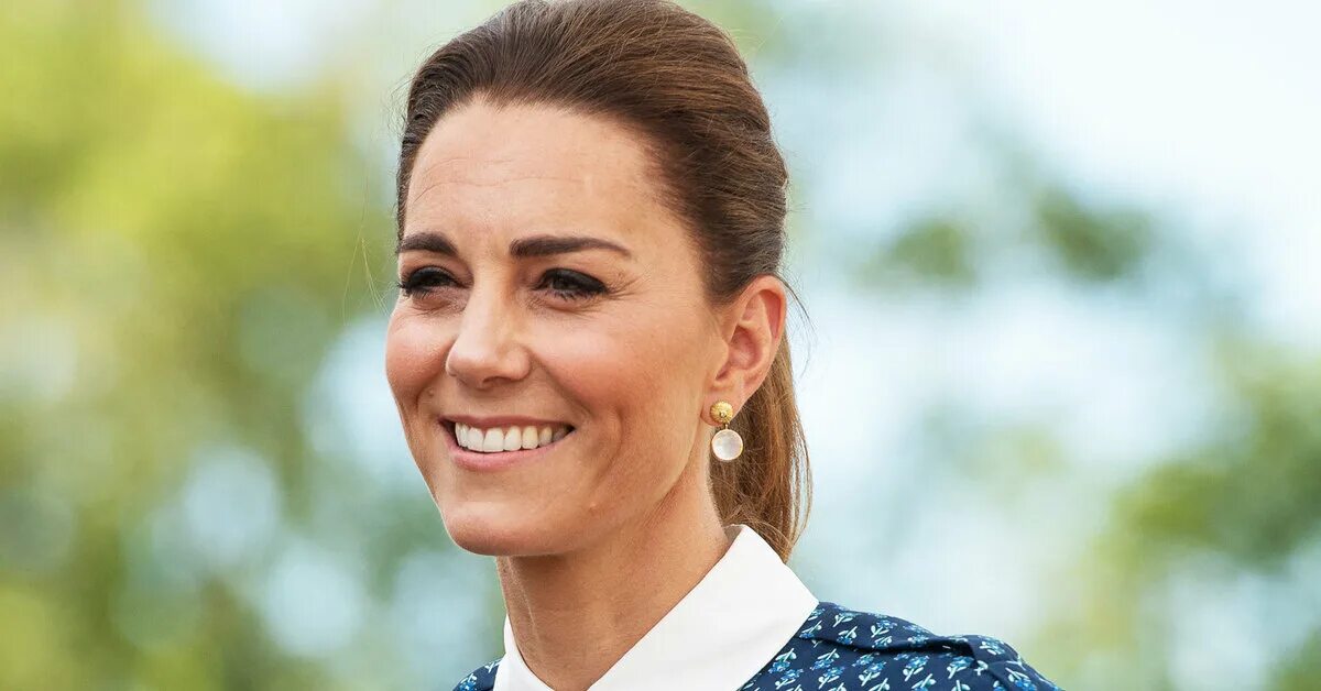 Kate middleton latest news. Кейт Миддлтон. Миддлтон Кейт Миддлтон. Кэ́трин Эли́забет Миддлтон. Принцесса Англии Кейт Миддлтон.