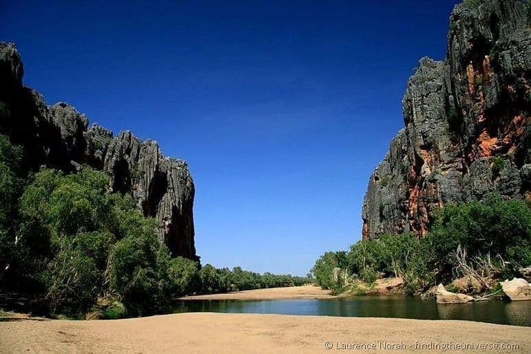 Австралия умбраварра-Гордж. Windjana gorge National Park. Gibb River Road.