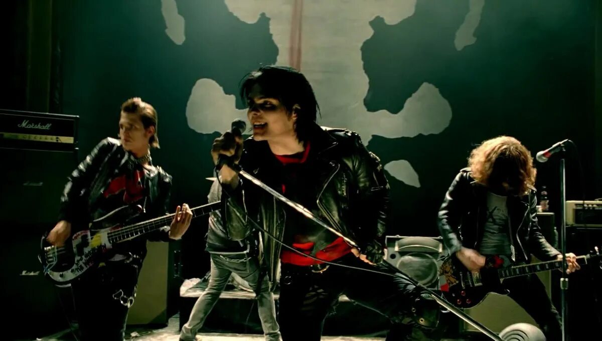 Группа my Chemical Romance. Группа май Кемикал романс. My Chemical Romance 2001. My Chemical Romance 2007.