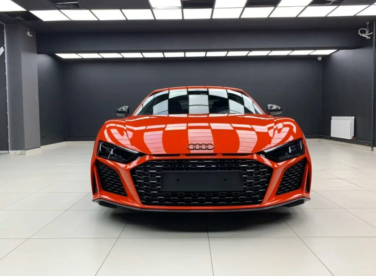 Ауди ру с пробегом. Audi r8 v10 Performance Red. Audi r8 II. Ауди r8 v10 Plus красная. Audi r8 II (4s) v10 Plus, 2015.