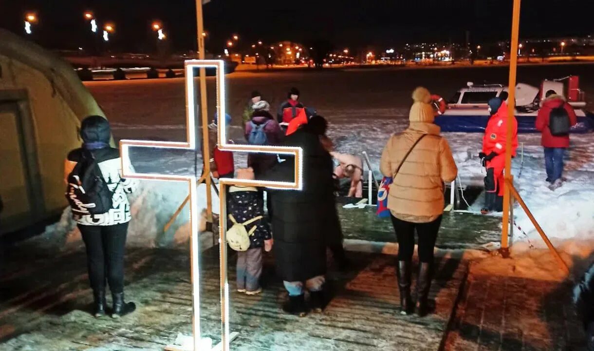 Петропавловская крепость крещение 2021. Петропавловская крепость крещение 2021. Крещение в 2024 санкт петербург. Крещение в 2024 санкт петербург. Петропавловская крепость крещение 2021.