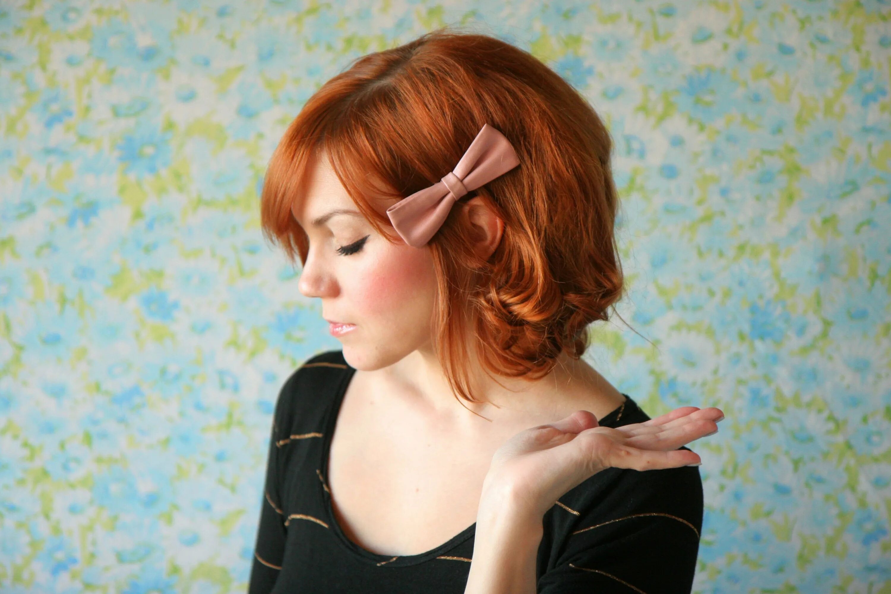 стрижка каре сделать прическу. стрижка каре на средние волосы боб на средние волосы. каре блант боб 2020. короткие стрижки каре. укладка на каре с челкой.