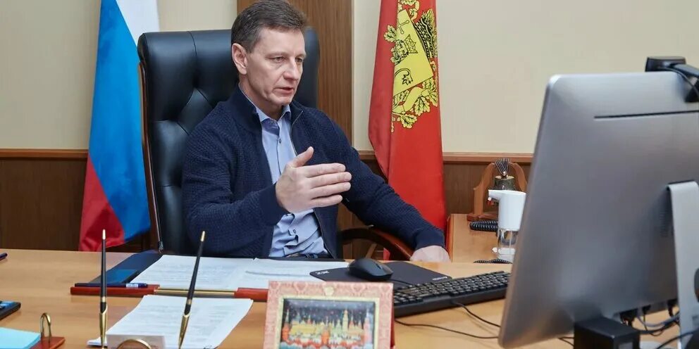 губернаторы подают отставку