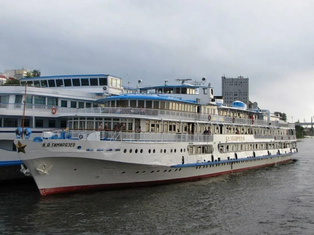 Теплоход тимирязев. Тимирязев круиз. Теплоход академик тимирязев. Теплоход тимирязев каюты. Тимирязев судно.