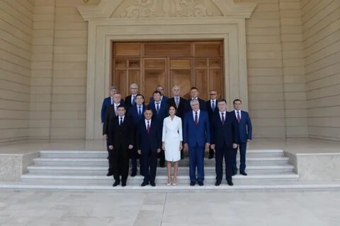 Официальные государственные лица