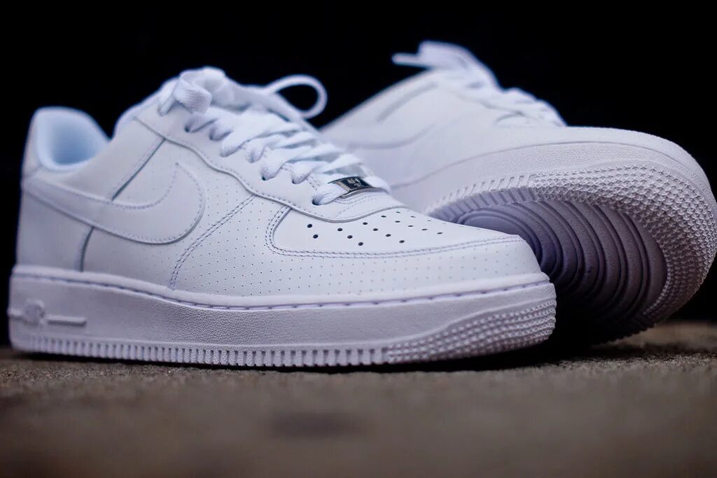 Force first force. Nike Air Force 1. Кроссовки Nike АИР Форс 1. Nike Air Force 1 белые. Nike Air Force 1/1.