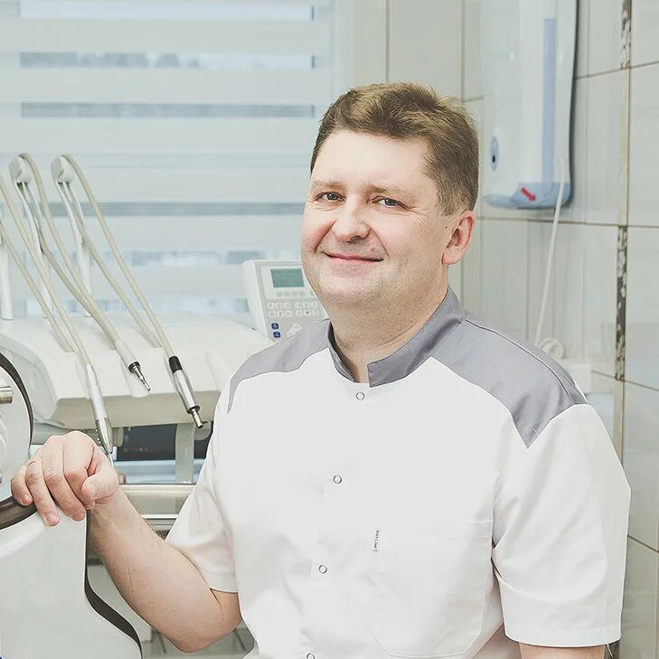 Имплантолог тула