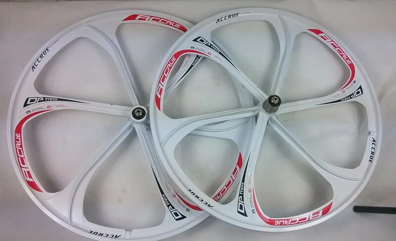 Диск колеса велосипеда 26 дюймов литой. Литое колесо для велосипеда 26 дюймов. Литые диски для велосипеда 28 дюймов. Литые диски велосипед 26. Литые колеса на велосипед 26 дюймов.