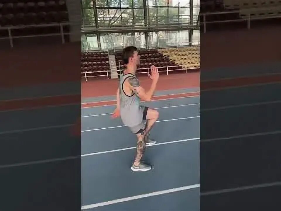 Видео беговых упражнений. Видео беговых упражнений. Комплекс сбу для бега. Областной марафон победный марш. Бег на месте с упором в стену.