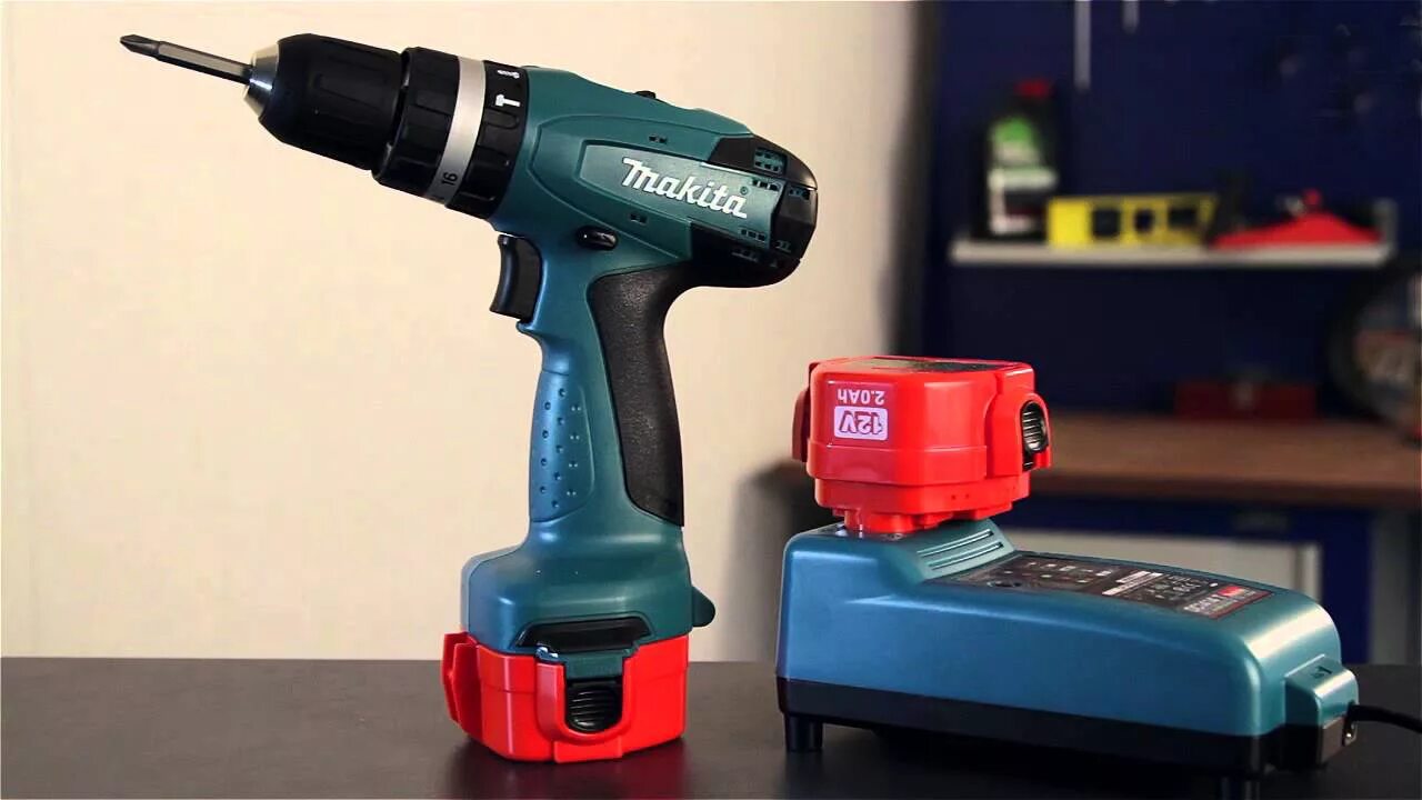 Дрель-шуруповерт Makita 8270dwae. Лучший шуруповёрт аккумуляторный 2022. КСР 2022-шуруповерт. Лучший шуруповёрт аккумуляторный 2020.