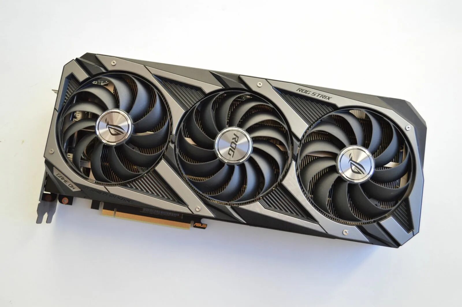 Видеокарта асус RTX 3070. RTX 3070 ti. Видеокарта RTX 3070 ti. RTX 3070 ASUS ROG Strix. Geforce rtx 4070 ti rog strix