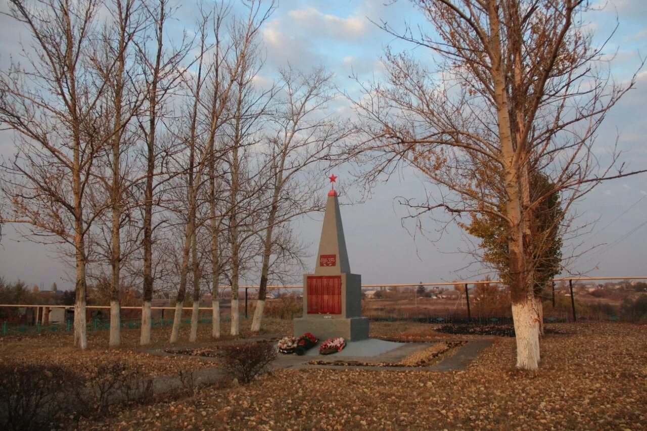 Село большой Самовец Грязинский район. Село большой Самовец Грязинский район Липецкая область. Большой Самовец Липецкая область Грязинский. Самовец Грязинский район. Бутырки саратовская область