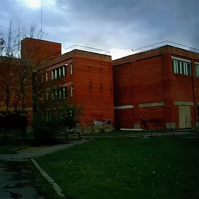 Школа петербурга 448. 448 школа фрунзенского. Школа 553 люсиновская. Школа 553 фрунзенского района. Школа петербурга 448.