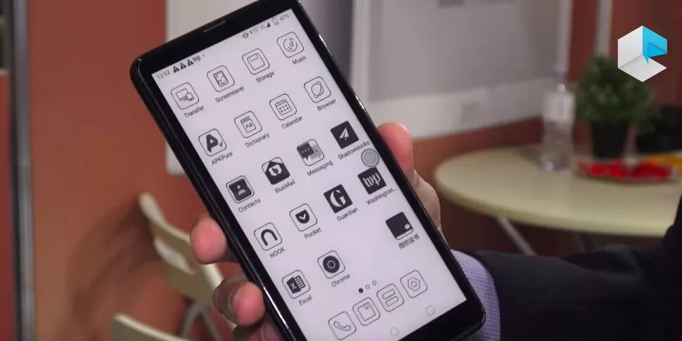 E ink смартфон. E Ink смартфон Onyx. Смартфон eink 2022. Смартфон с электронными чернилами. Гаджеты с e Ink экраном.