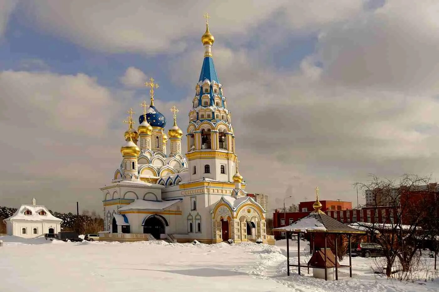 Церковь в рублево. Храм иконы неувядаемый цвет в рублево. Храм неувядаемый цвет в рублёво. Церковь иконы божией матери неувядаемый цвет в рублево. Храм иконы божией матери неувядаемый цвет в рублёво.