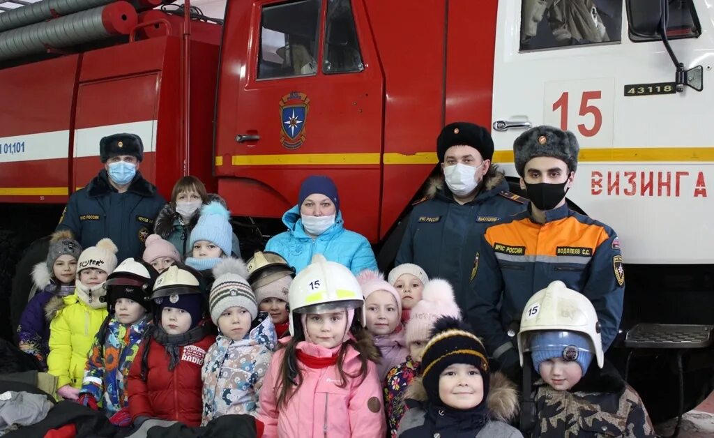 Подслушано в визинге. Пожарная часть визинга. мчс визинга. пожар в визинге. пч 15 визинга.