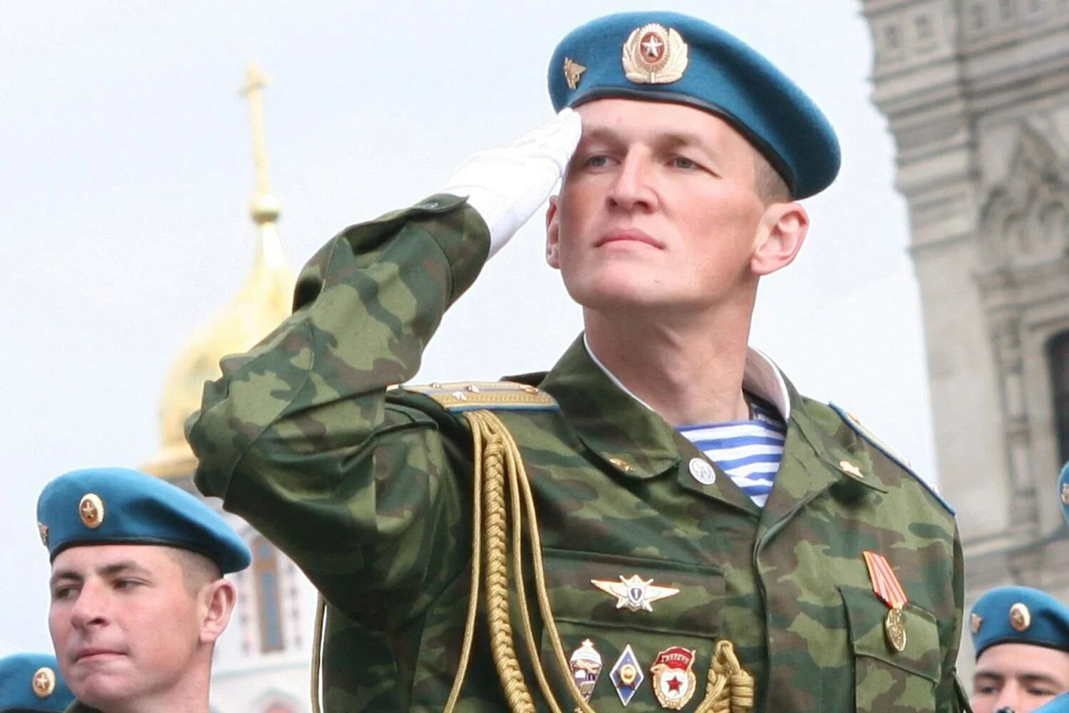 Как отбить голубой берет. Берет «вдв». головной убор десантника.