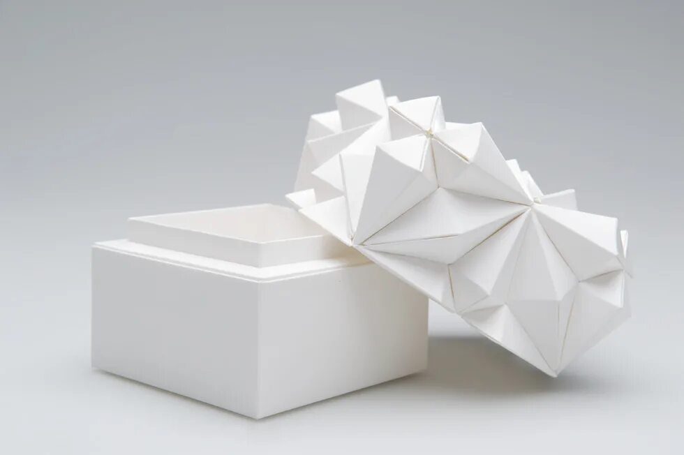 Эскизный проект упаковки. Яркая упаковка. Разработка новой упаковки. Пюр-пак упаковка молоко. Разработка конструкции упаковки.