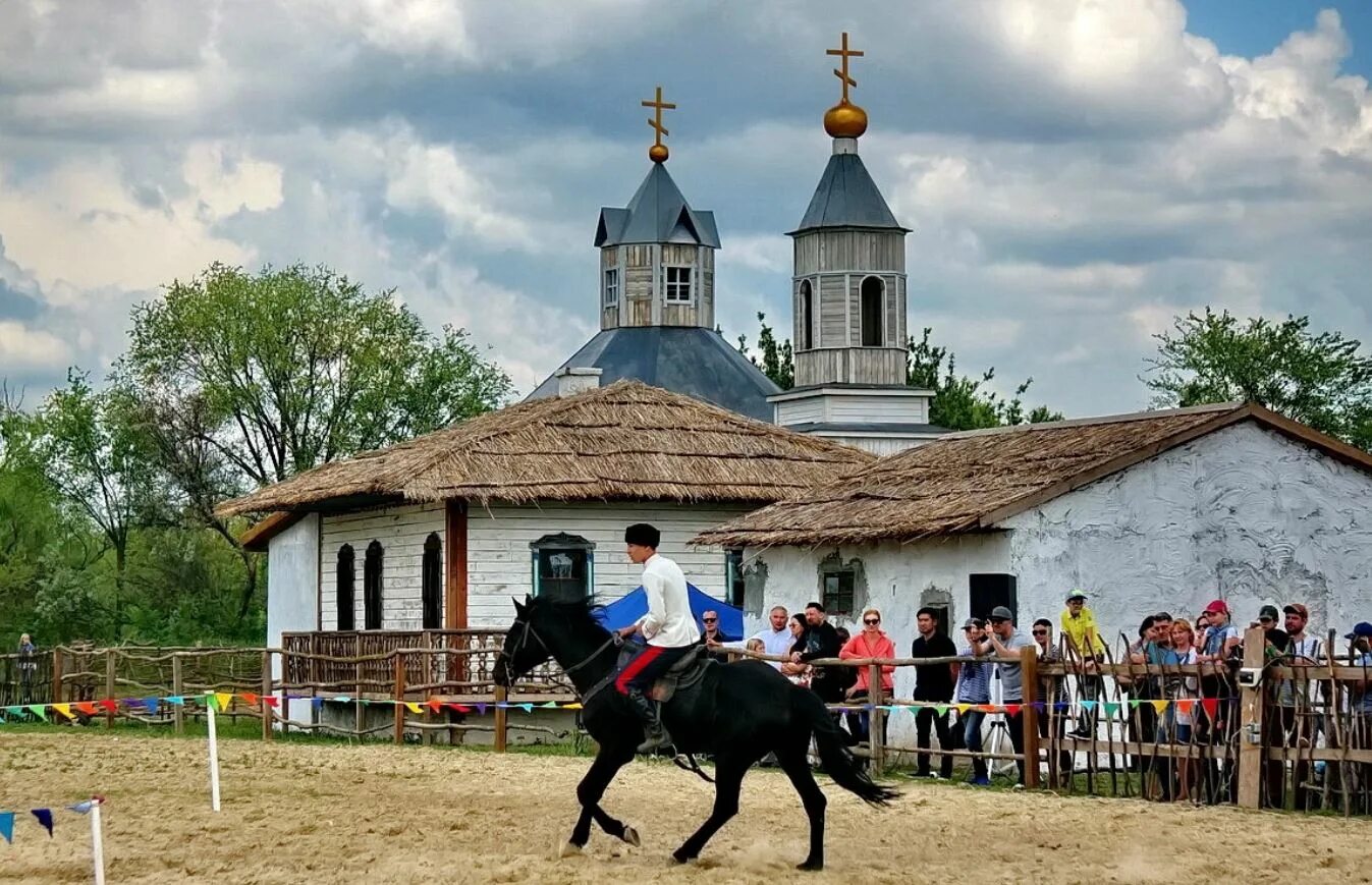 Станица казачий дон. Этнокомплекс кумжа ростов на дону. этно окмпекс кмужа рсотов. этнопарк кумжа. этнографический музей кумжа.