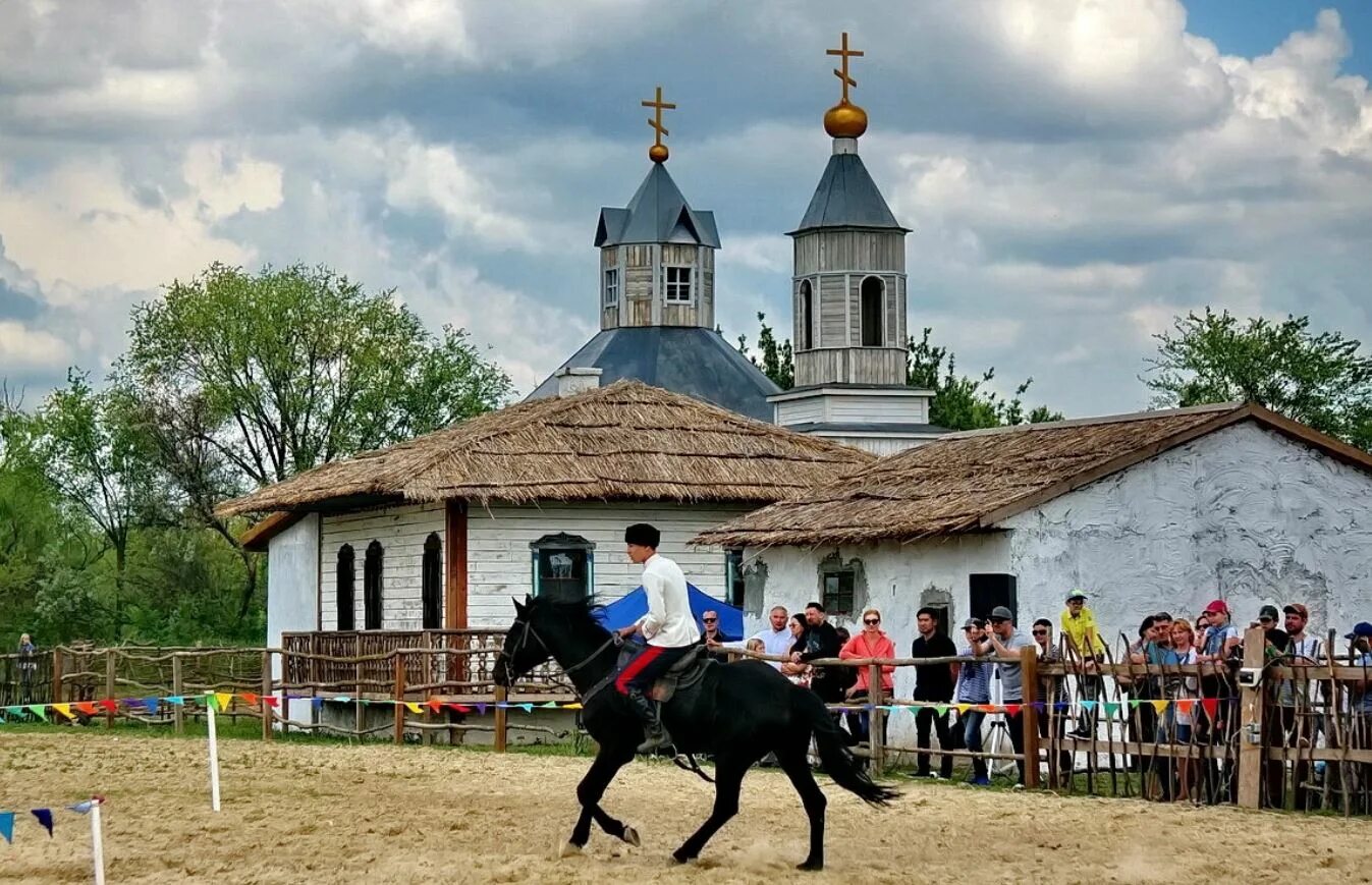 Сайт казачьей станицы. Этнокомплекс кумжа Ростов на Дону. Этнопарк кумжа. Этно окмпекс КМУЖА рсотов. Это комплекс кумжа Ростов на Дону.