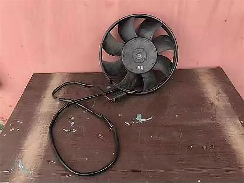 Электровентилятор ауди а4. Вентилятор кондиционера ауди а4 1994. Вентилятор ауди а6 с5. Вентилятор ауди а6 с5. Вентилятор охлаждения радиатора на ауди а5.