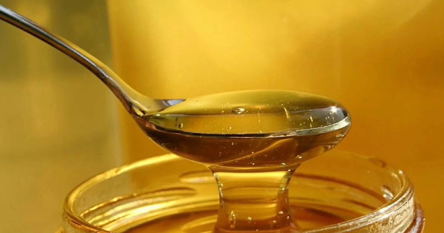 Мед. Чайная ложка меда. 1 Чайная ложка меда. Гречишный мёд. Мед 2 столовые ложки