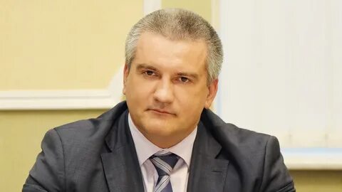 Аксенов р