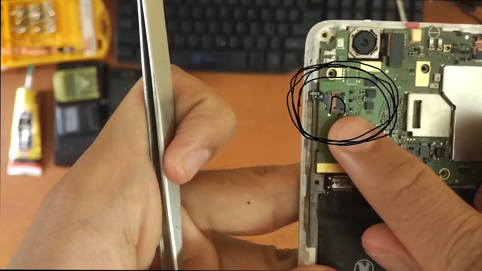 Redmi не работает. Redmi 4x gps модуль. redmi 4x антенна gps. redmi 4a gps. redmi 4a testpoint.