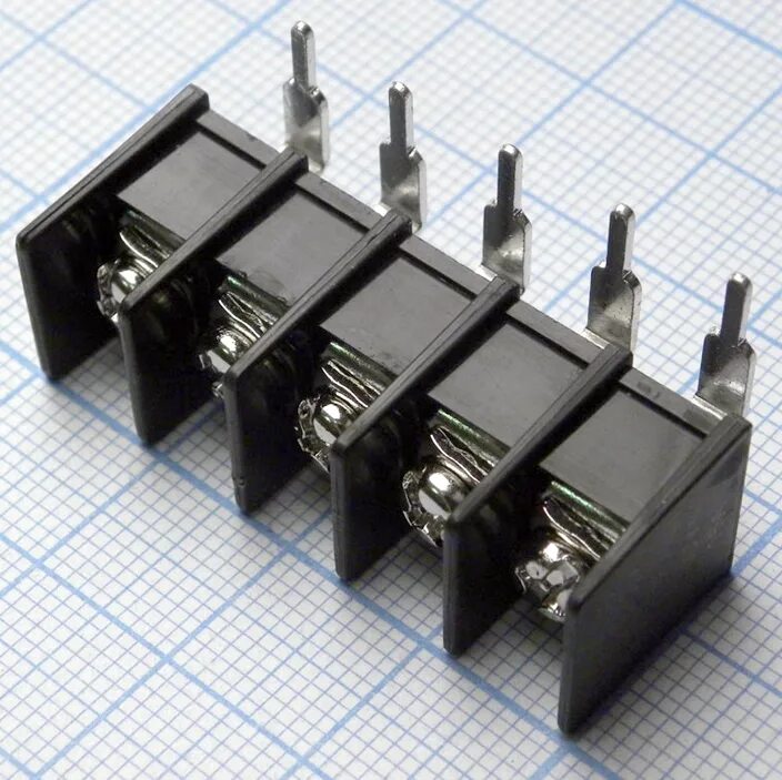2edgb-7. Клеммник xy304v-a-02p 5mm лифт. Разъем 3 pin на плату. 08-2. Колодка для печатных плат 50а.
