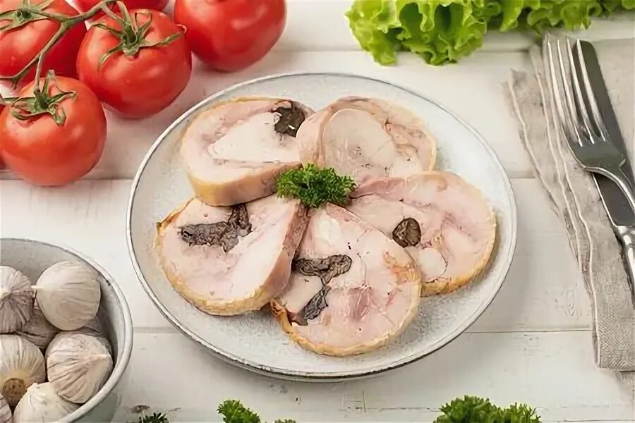 Гречка с филе курицы. Куриная голень с гречкой. Рогалики песочные. Рогалик с сахарной пудрой. Куриное филе с гречкой.