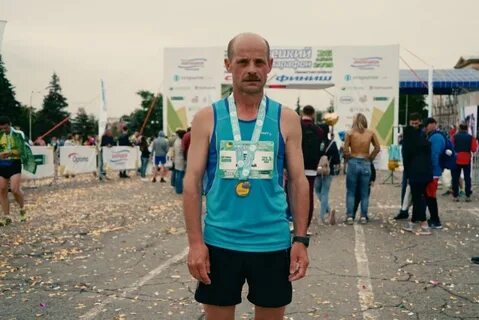 Коля бежать