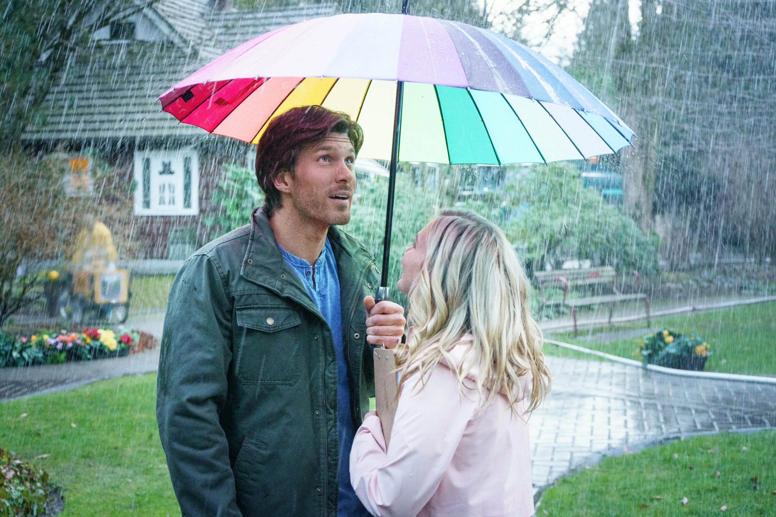 Love trailer. Endless love 2014. Моя любовь 2021 трейлер. Джейк джилленхол любовь и другие лекарства. Love at sunset terrace (2020).