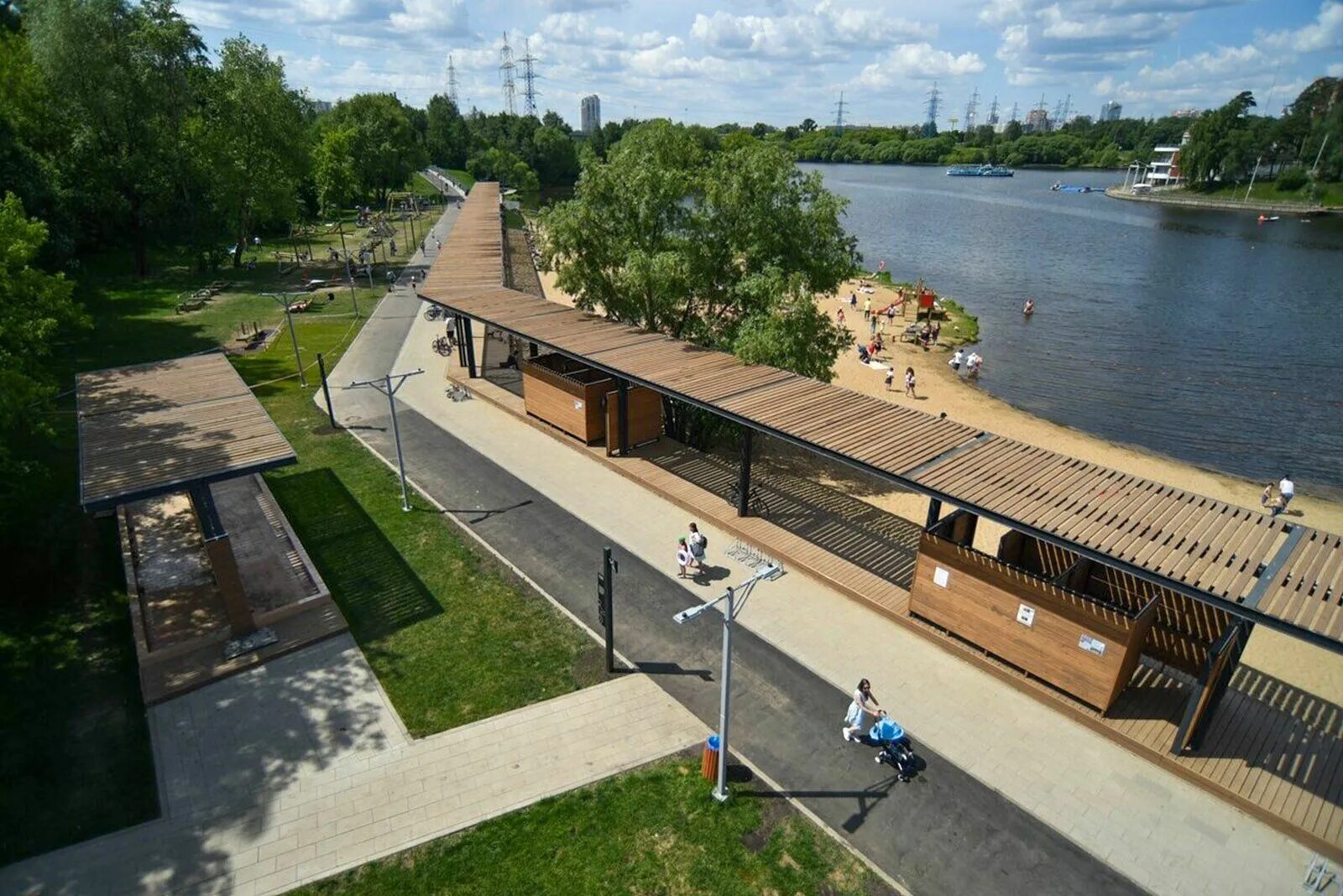 Парк в Ховрино Левобережный. Парк Левобережный Москва. Пляж Левобережный Ховрино. Парк Левобережный Москва набережная.