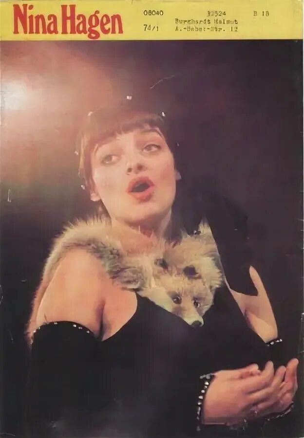 The moments i m missing nina. Nina hagen с ирокезом. nina hagen в молодости.