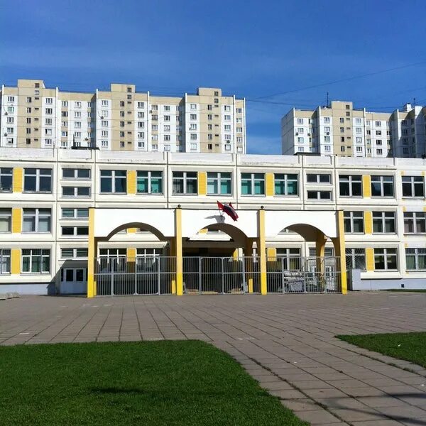 Аллея жемчуговой школа вешняковская. Вешняковская школа аллея жемчуговой. Вешняковская школа 1028 аллея жемчуговой. Вешняковская школа, старшая школа аллея жемчуговой, 7, москва фото. Вешняковская школа 1028 аллея жемчуговой.
