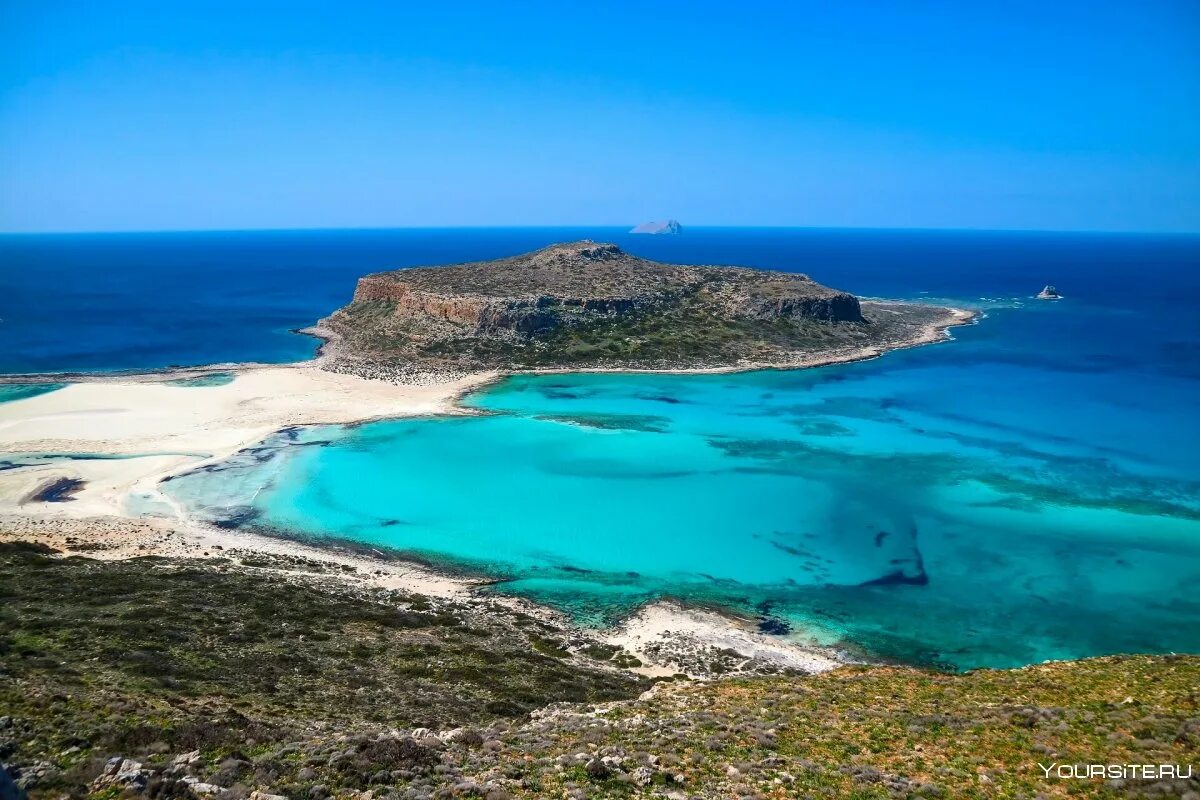 Все вещи 3 моря. Лагуна Балос Крит Греция. Бухта Балос Крит. Пляж Балос Крит. Остров Грамвуса Крит.