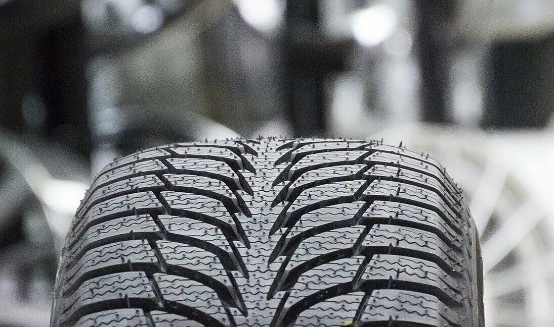 Шина гудиер айс. Goodyear ULTRAGRIP Ice 3. 215 55 17 Goodyear ULTRAGRIP Ice+. Goodyear ULTRAGRIP Ice +215/55 r16. Goodyear Ultra Grip Ice+.