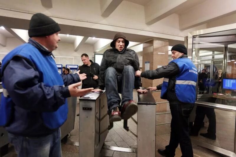 Общественное место юридически